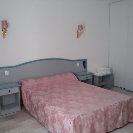 Bed and Breakfast Manoir De Gravezon Lunas  Екстер'єр фото