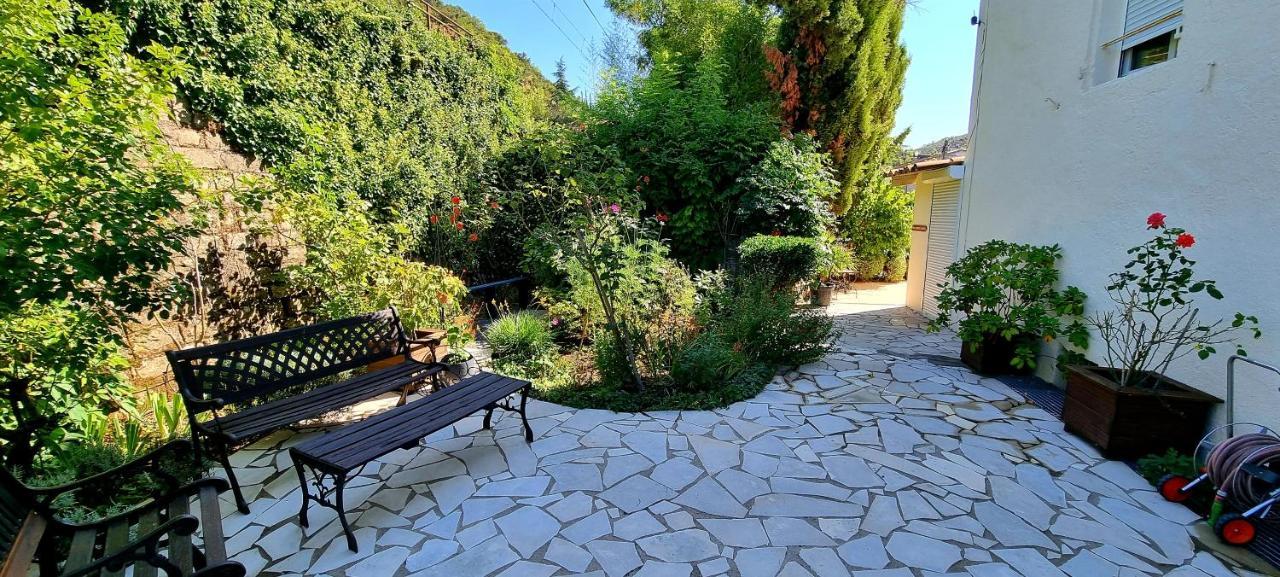 Bed and Breakfast Manoir De Gravezon Lunas  Екстер'єр фото